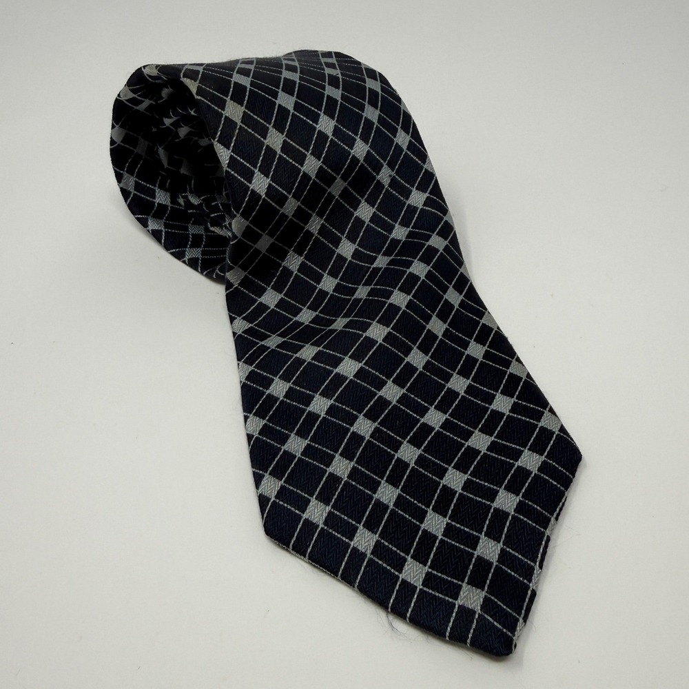 Lord & Taylor Mens Silk Necktie Navy Blue Silver Grid Geometric Woven USA Made